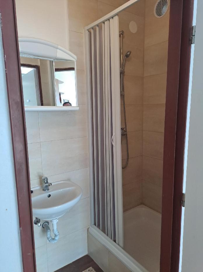 Apartman S Terasou Ołomuniec Zewnętrze zdjęcie